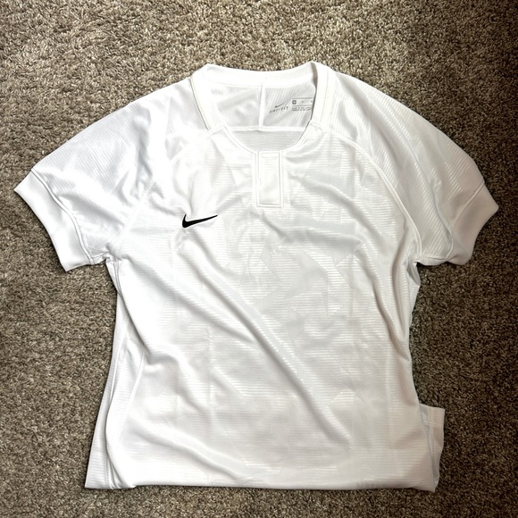 Nike Athletic Top - Picture 1 of 3